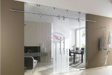Trabajo de aluminio y cristal